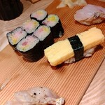 Sakeageuosushitairyouakabane - のど黒炙り（250円）と奥久慈たまご（150円）