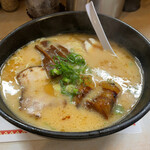 Ramen Sakurazaka - 桜坂ラーメン とんこつ 1000円