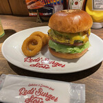 REDS’ BURGER STORE - 