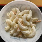 おふくろ亭 - 2022/11/13
      ホル鍋定食 ニンニク マカロニサラダ 大飯 500円
      フライ3品 100円 ✴︎黒ハンペン、竹輪、コロッケ