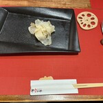 やさいや 鉄板焼野菜 - 中は里芋でヘルシー