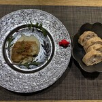 咄々々 - 料理と器のコントラストも、絶妙ですよねぇ〜\(//∇//)\