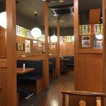 大衆食堂 定食のまる大 - "店内"