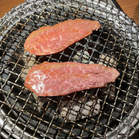 YAKINIKU BON'S - 