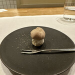 シャントレル - 13.ハーブティー、お茶菓子（モンブラン）