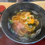 菰山亭 - 料理写真:湯の山うどん770円