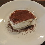 サリーナ - デザートはティラミス。これも旨かった。