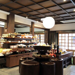 満田屋 - 店内のお土産売場