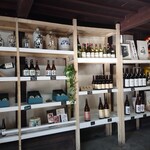和田龍酒造 - 陳列棚