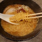 更科の里 - 味噌ラーメン_800円　麵アップ