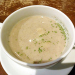 ジャガイモのスープ（パスタ料理がメインの晩ごはんセット）