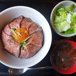 ママのごはん - ローストビーフ丼