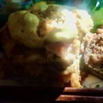 PEACE CAFE & STORE - ●ラザニア　アボカド系ソース、トマトソース、幅広パスタのつみかさね。肉のかわりに刻みなすとか大豆ミートとかだと思うけど、味付けも肉っぽく