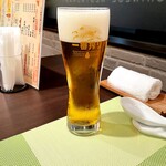 ten - 注ぎ方も素晴らしい生ビール