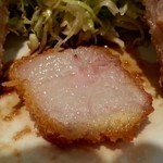 すぎ田 - ロースカツのシッポ　脂身だけなのがタマリマセ～ン