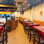Indian Restaurant&Bar Sahana - 内観全体