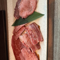 焼肉うしごろ 新宿三丁目店 - 