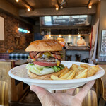 L.A.GARAGE - 『Becon cheese Burger¥1,500』 『JALAPENO¥200』