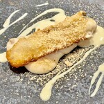 渡辺料理店 - 前菜3 穴子のフリット根セロリアーモンド添え　敷いてあるピュレが絶品です