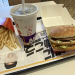 マクドナルド - 