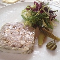 ル・ブルギニオン - 前菜　豚肉×鳥肉×鴨肉×胡桃オイルのテリーヌ