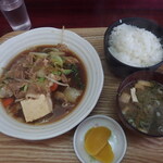 大宝ラーメン - 肉豆腐定食