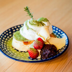 red bean paste 's Fermented Butter Uji Matcha Pancakes