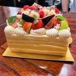 LESS by Gabriele Riva & Kanako Sakakura - 