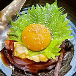 和食ごはんと酒 縁 - 鮪のタルタルユッケ　これは最近メニューに加わったみたいです以前なかったから