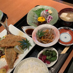 アジフライとアジたたき御膳