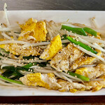 お好み焼き 鉄ちゃん - 鉄板焼きの王道ニラ玉はふんわりふっくら仕上がって美味です