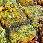 お好み焼き 鉄ちゃん - マヨ掛けしないとキャベツの甘味とおたふくソースが堪能できる