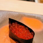 鮨　縁 - イクラ軍艦巻き