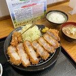 とんかつ 栄ちゃん - ゴールデンボアポークちゃん