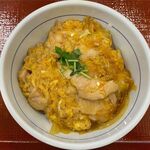 なか卯 - 親子丼小盛のアップ