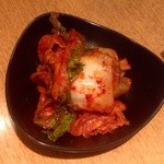 焼肉問屋 牛蔵 - キムチ