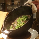 RISTORANTE IL NODO - ストウブ鍋で炊き上がった状態でのプレゼンテーション