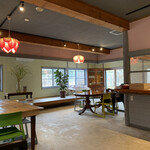 MADRE - 매장 내부