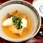 銀座 しのはら - 紅葉鯛と蕪キノコの鍋