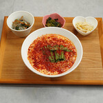 Korean spicy noodle set meal (2 types of namul, Small dish included)