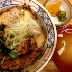 和風洋食 歩留久 - カツ丼