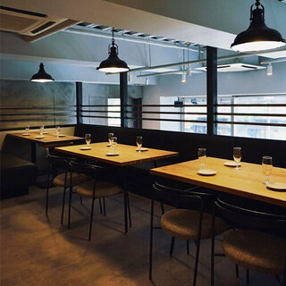 Pizza restaurant NOOM_1