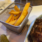 シェイクツリー バーガー＆バー - 