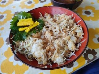 Misato - しらす丼