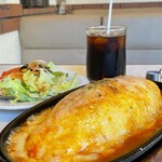 亜豆馬 - 料理写真:オムライスグラタン  トマトソース  サラダ・ドリンクセット