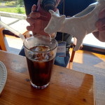 Howaito Famu - アイスコーヒーには付いていませんが興奮して写真撮りです