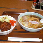 肉よし - ラーメンセット（たれかつ丼）