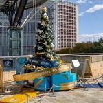 La Brianza - お店へ向かう途中のクリスマスディスプレイ。クリスマスイベント準備が始まりました。