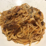 Osteria Lauro - 赤ワインで煮込んだ牛肉のラグーソース大盛