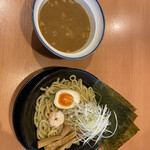 Yokohama Iekei Ramen Komeyoshiya - 